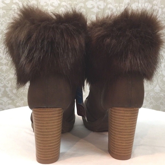 Muk Luks 3” heel boots with faux fur NWT - Picture 3 of 7